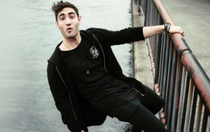 3LAU
